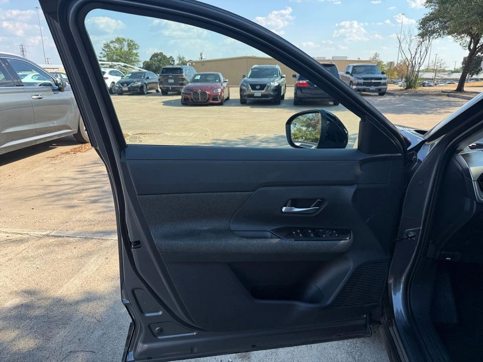2026 Nissan Kicks - Image 20 of 31