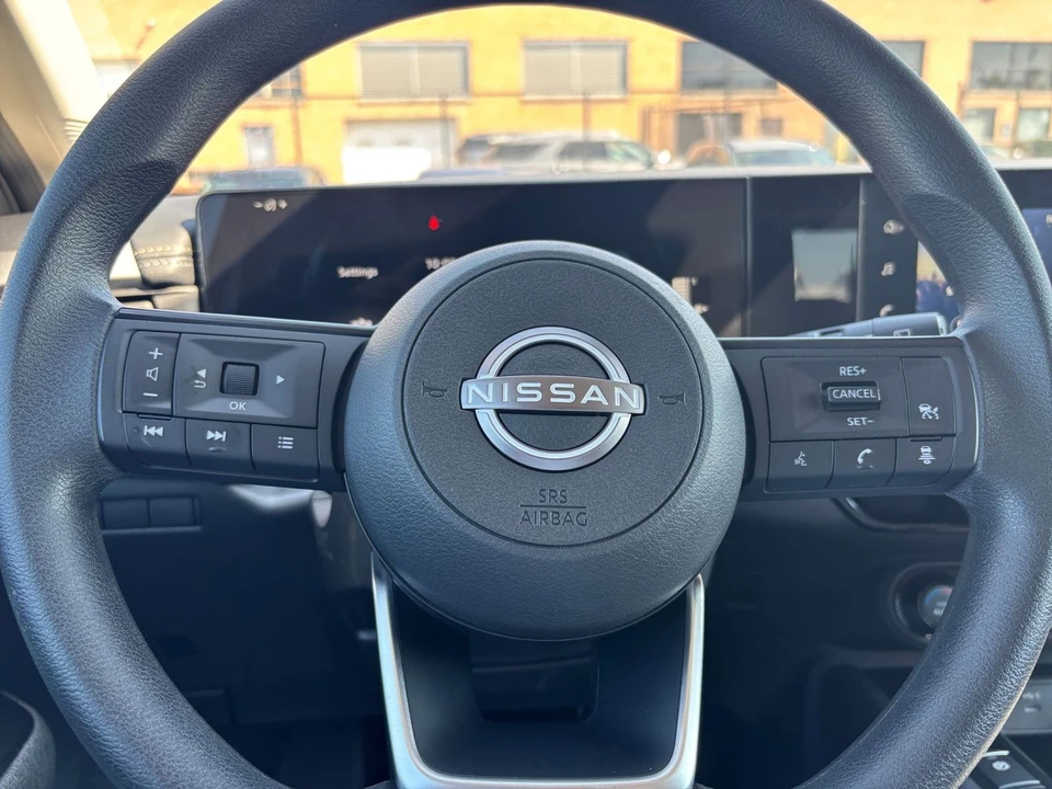 2026 Nissan Kicks - Image 28 of 31