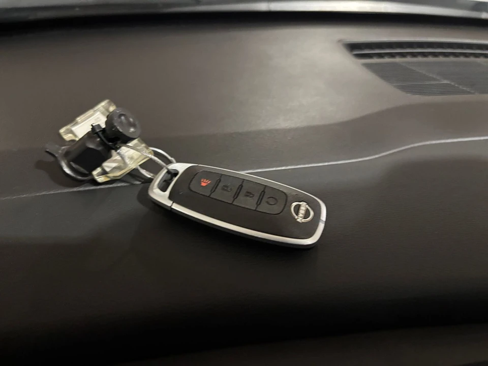 2026 Nissan Kicks - Image 23 of 31