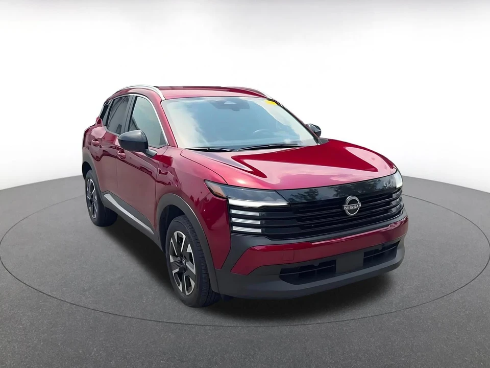 2026 Nissan Kicks - Image 2 of 31