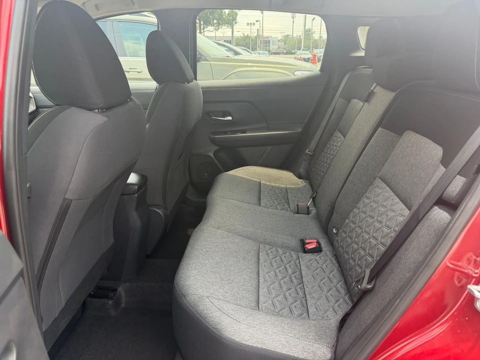 2026 Nissan Kicks - Image 26 of 31