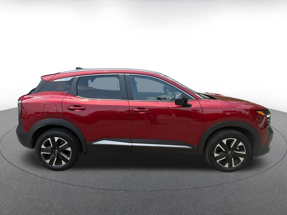 2026 Nissan Kicks - Image 16 of 31