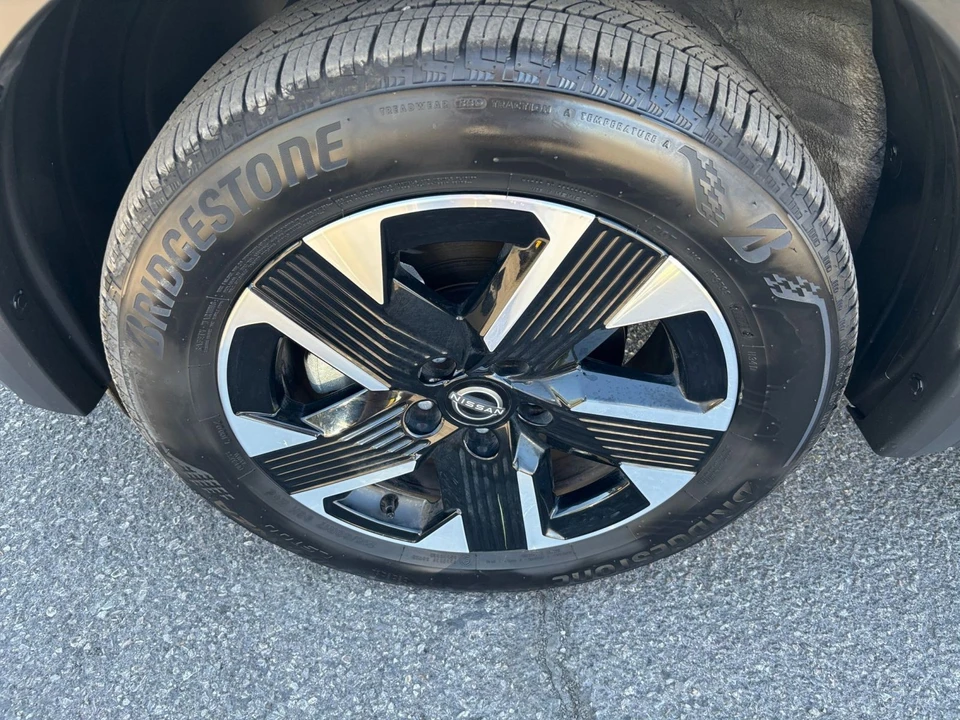 2026 Nissan Kicks - Image 30 of 31