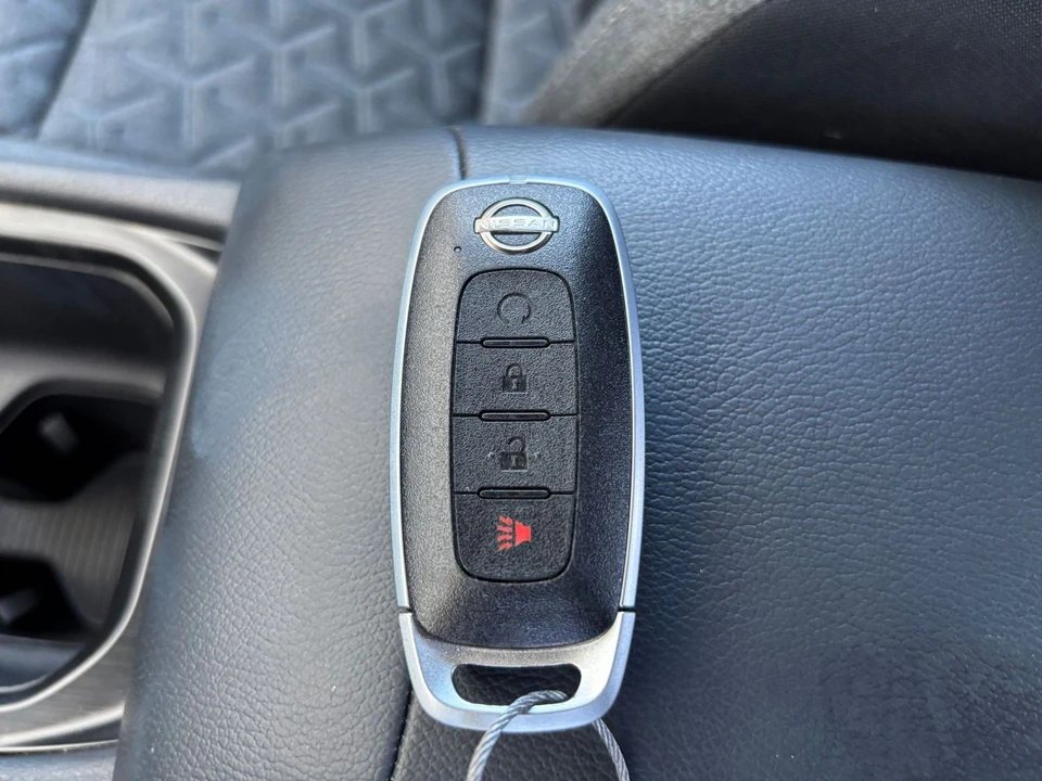 2026 Nissan Kicks - Image 24 of 31