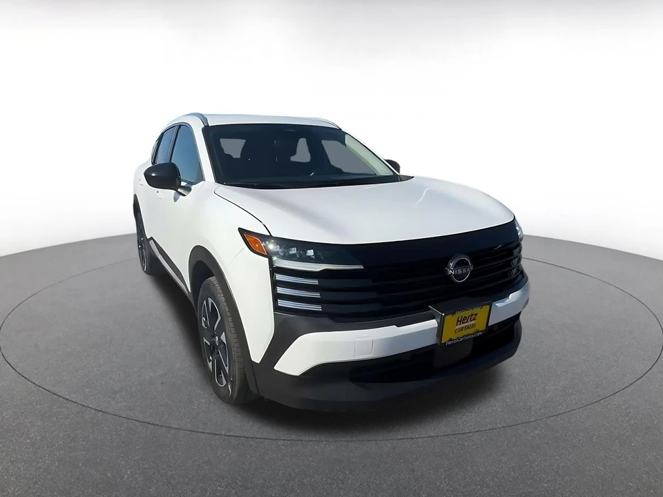 2026 Nissan Kicks - Image 3 of 31