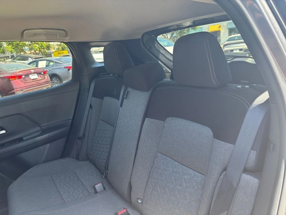 2026 Nissan Kicks - Image 28 of 31