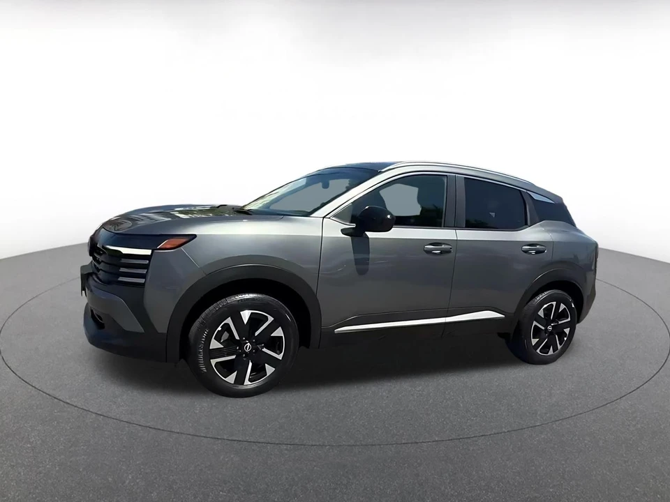 2026 Nissan Kicks - Image 8 of 31
