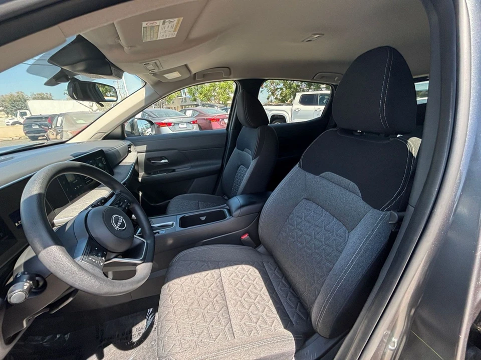 2026 Nissan Kicks - Image 29 of 31