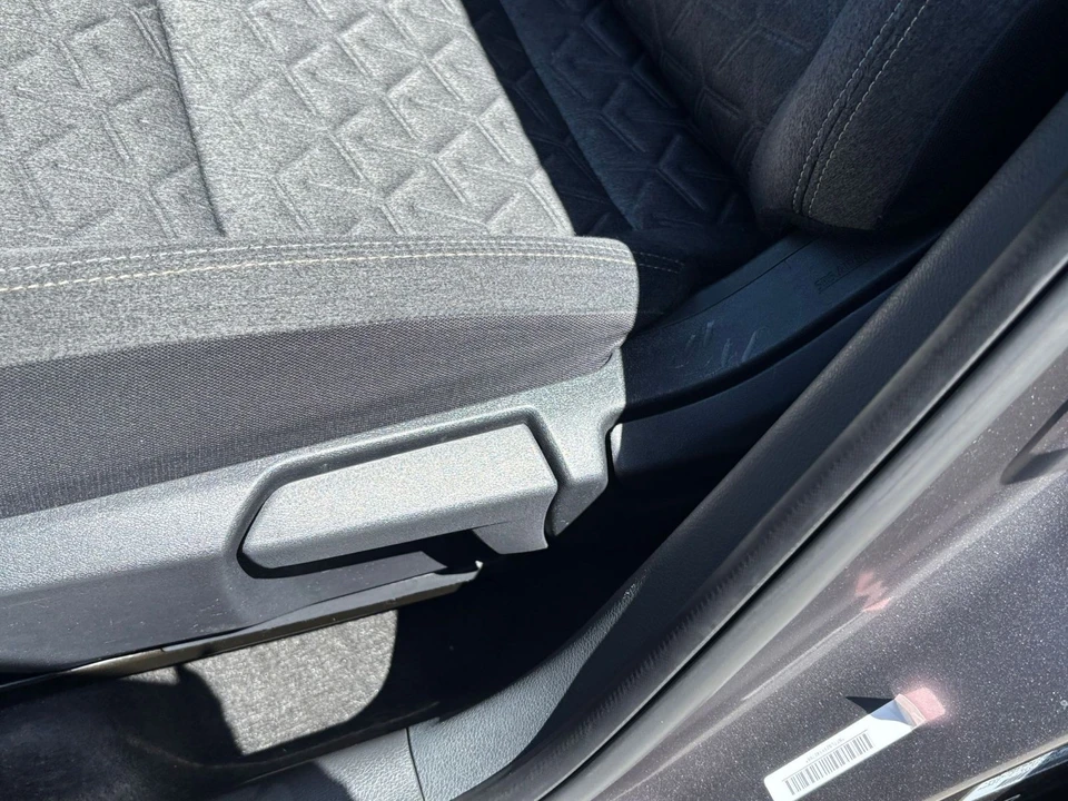 2026 Nissan Kicks - Image 23 of 31