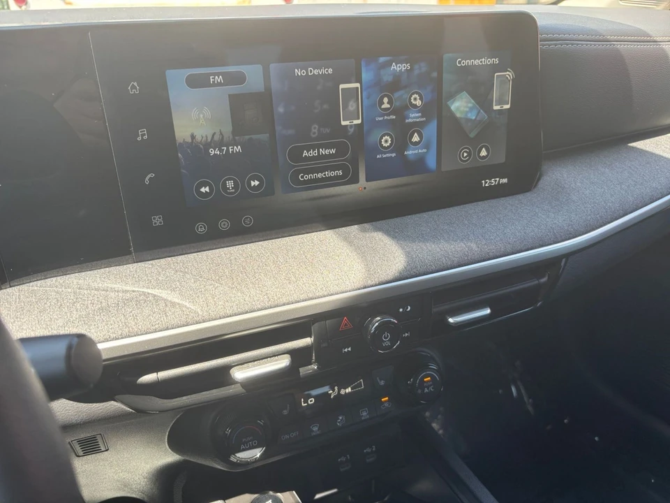 2026 Nissan Kicks - Image 18 of 31