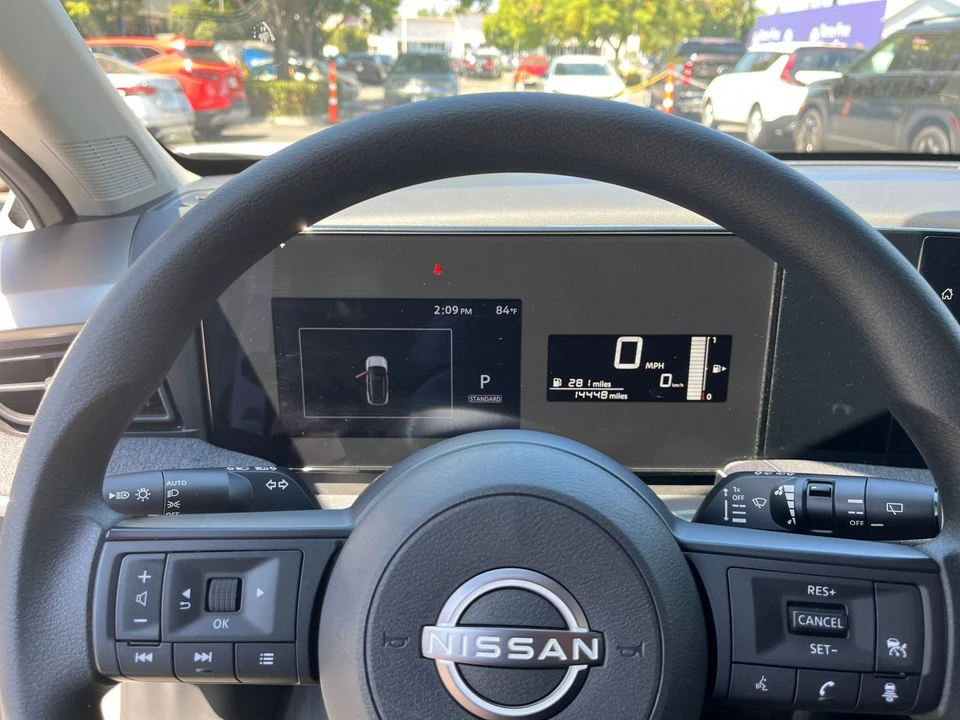 2026 Nissan Kicks - Image 28 of 31
