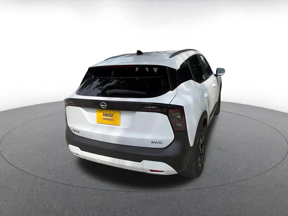 2026 Nissan Kicks - Image 15 of 31