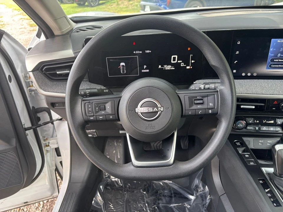 2026 Nissan Kicks - Image 30 of 31