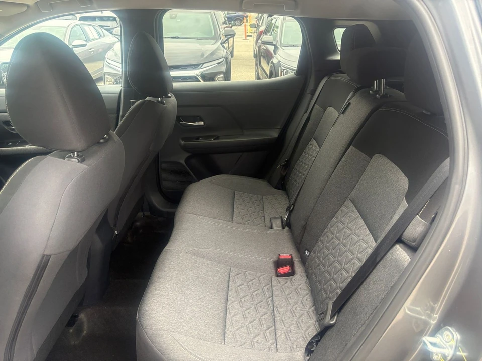 2026 Nissan Kicks - Image 23 of 31