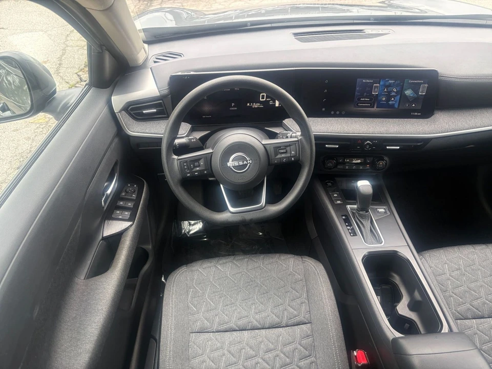 2026 Nissan Kicks - Image 31 of 31