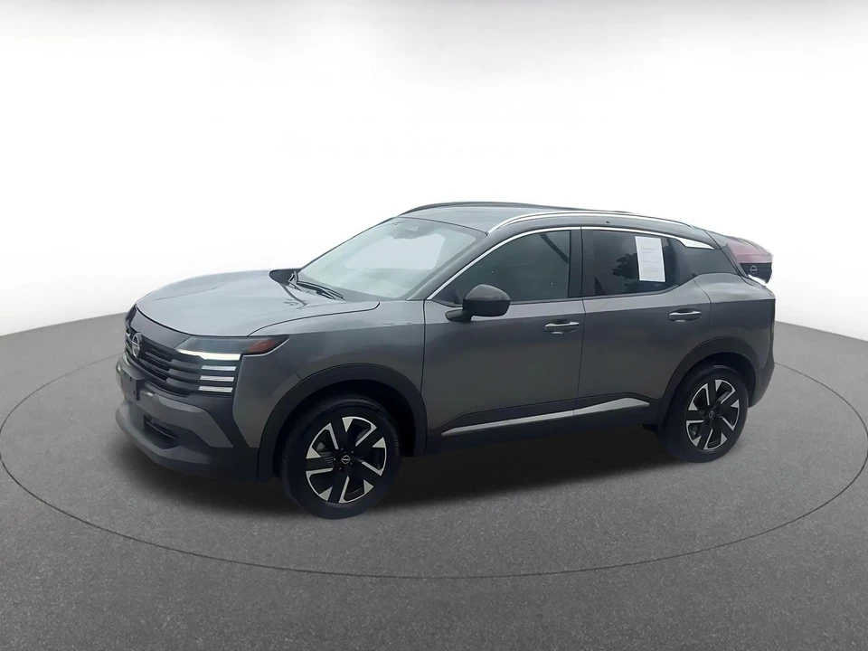2026 Nissan Kicks - Image 8 of 31
