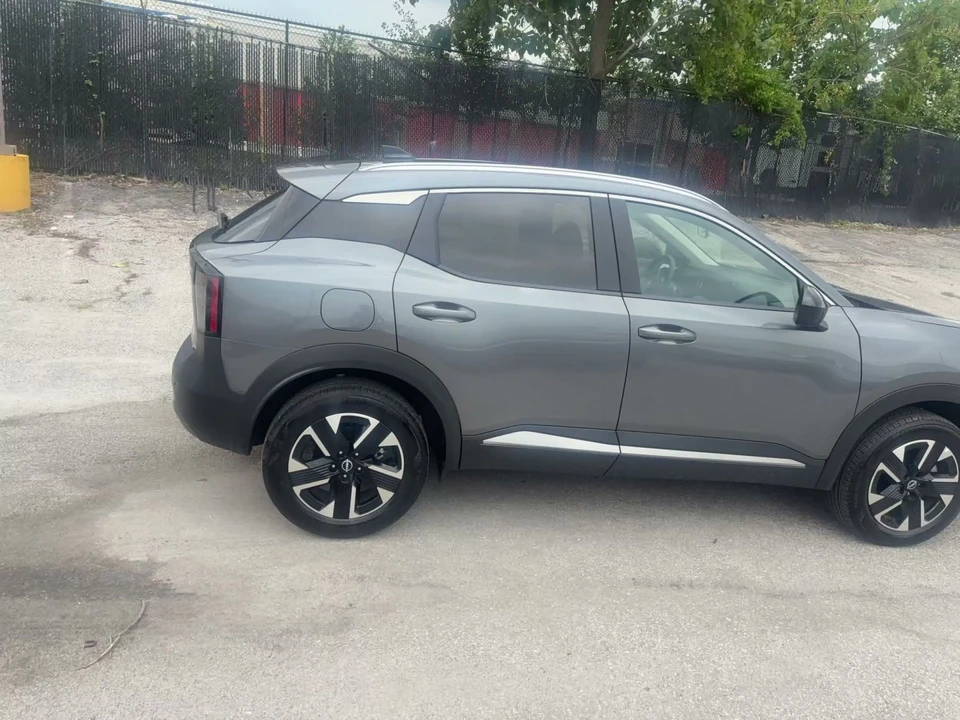 2026 Nissan Kicks - Image 17 of 31