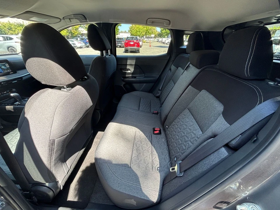2026 Nissan Kicks - Image 26 of 31