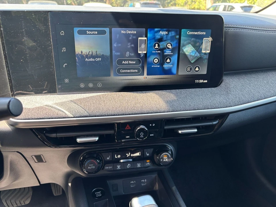 2026 Nissan Kicks - Image 18 of 31