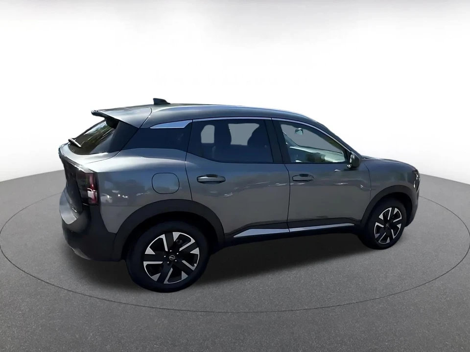 2026 Nissan Kicks - Image 16 of 31