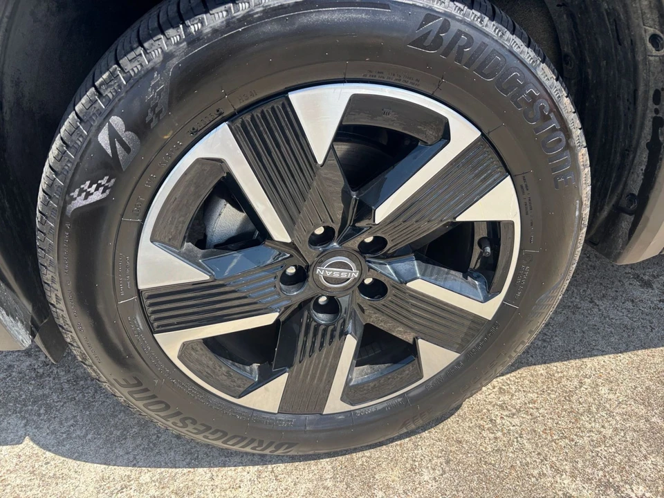 2026 Nissan Kicks - Image 30 of 31