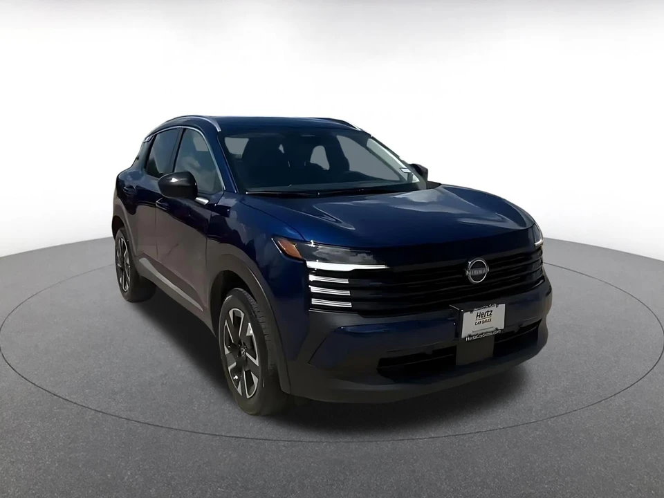 2026 Nissan Kicks - Image 3 of 31
