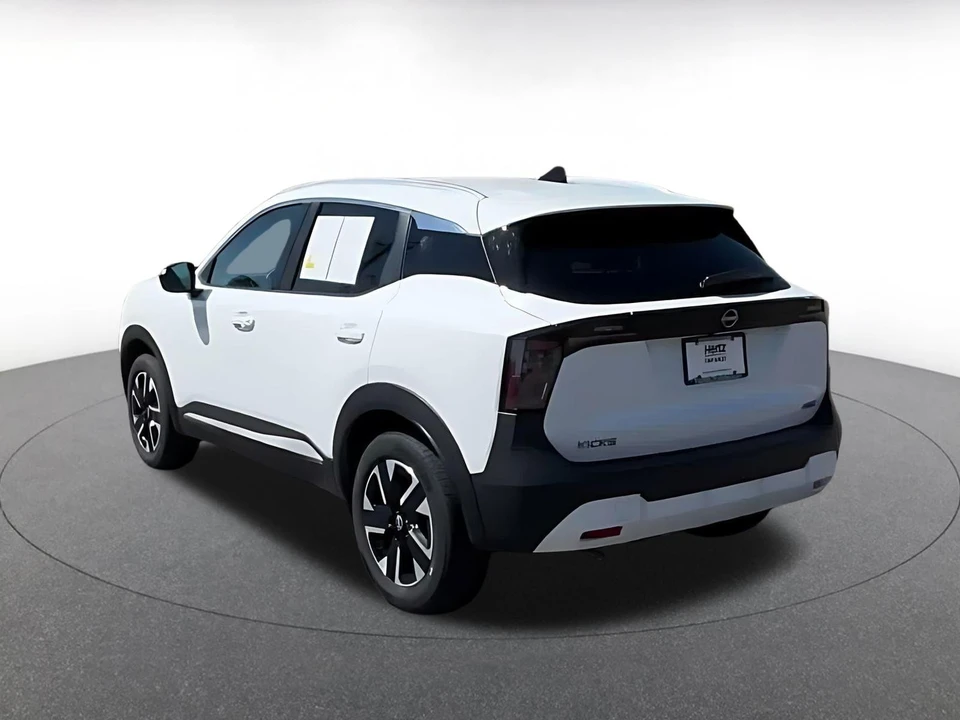 2026 Nissan Kicks - Image 4 of 31