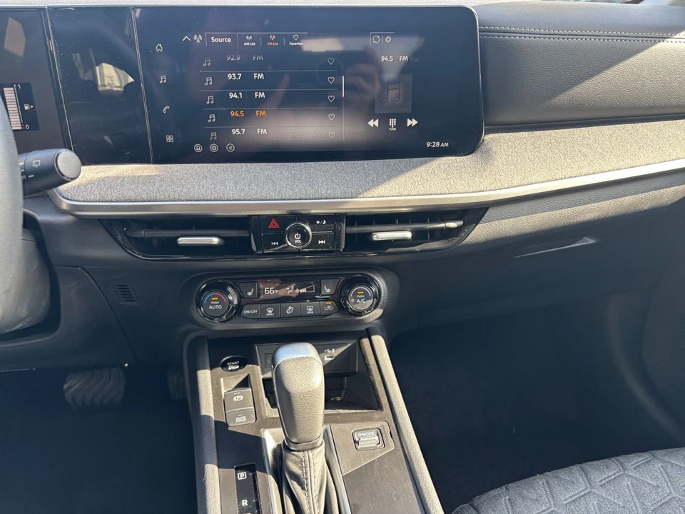2026 Nissan Kicks - Image 18 of 31