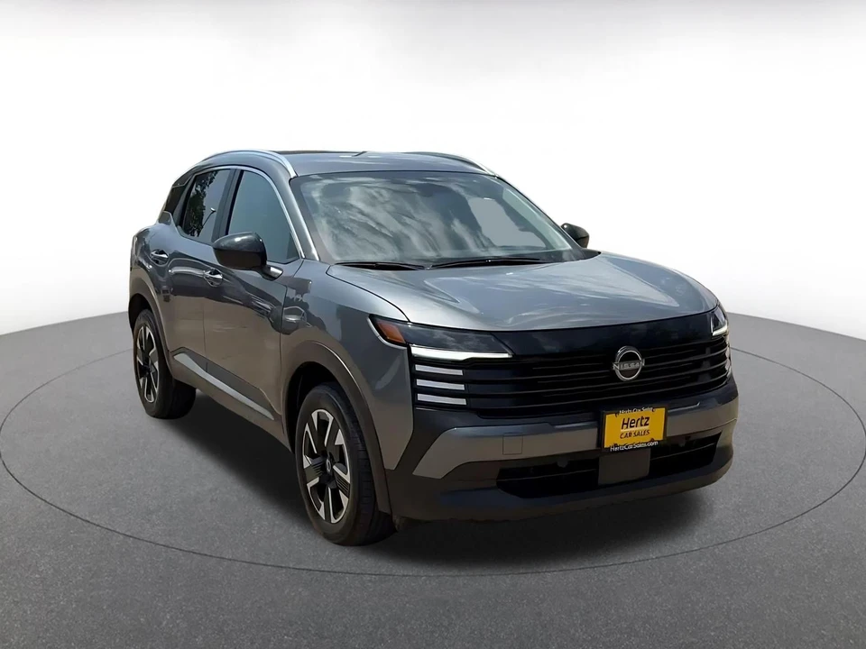 2026 Nissan Kicks - Image 3 of 31