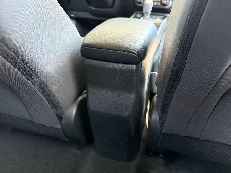 2026 Nissan Kicks - Image 24 of 31