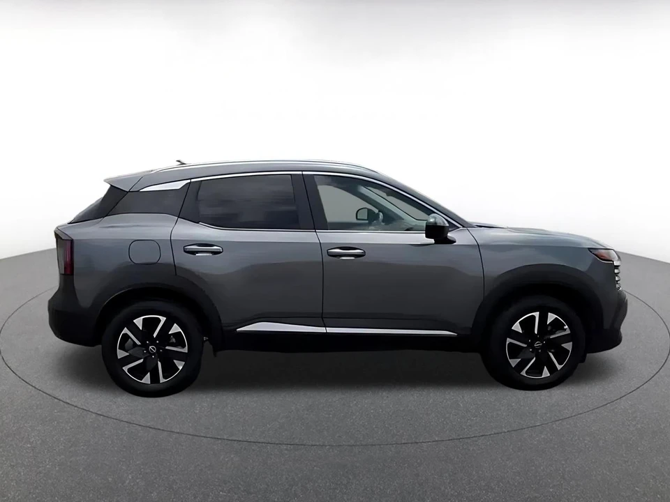 2026 Nissan Kicks - Image 24 of 31