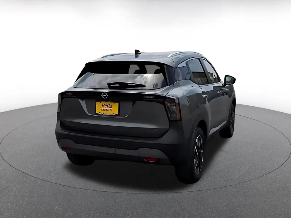 2026 Nissan Kicks - Image 19 of 31