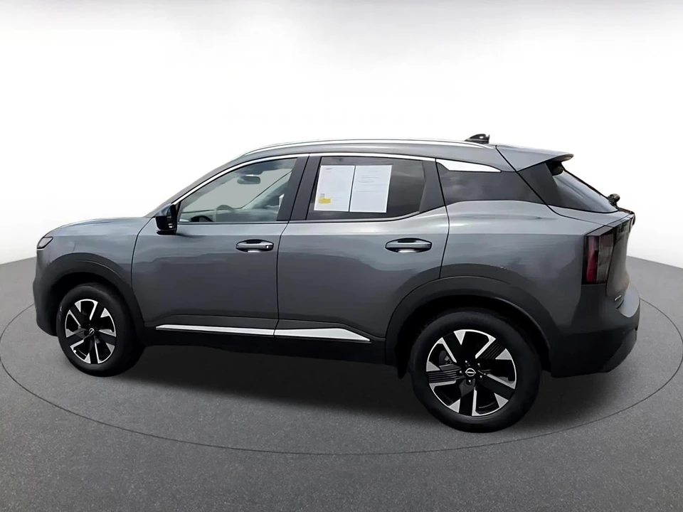 2026 Nissan Kicks - Image 16 of 31