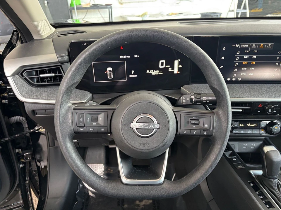 2026 Nissan Kicks - Image 28 of 31