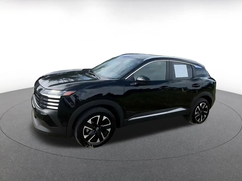 2026 Nissan Kicks - Image 8 of 31