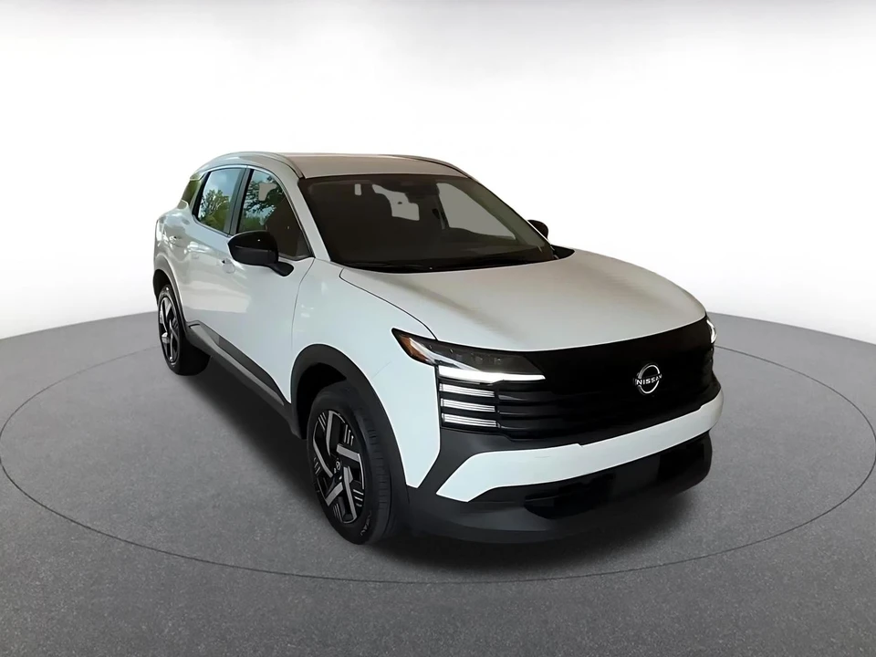 2026 Nissan Kicks - Image 3 of 31