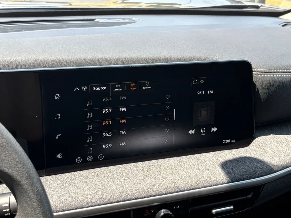 2026 Nissan Kicks - Image 22 of 31