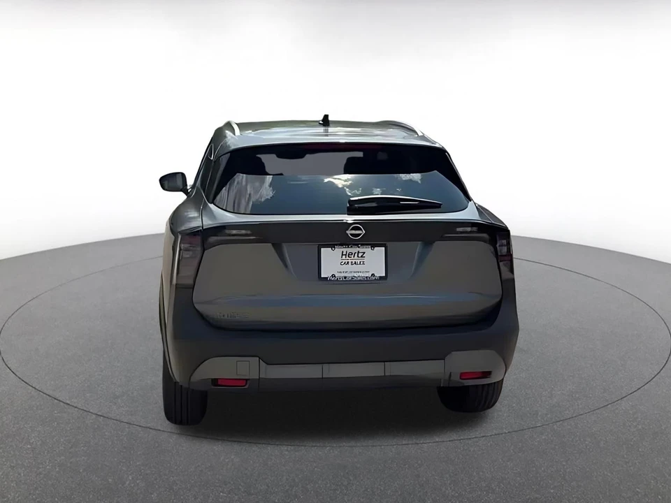 2026 Nissan Kicks - Image 14 of 31
