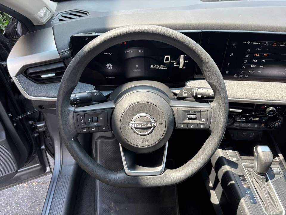 2026 Nissan Kicks - Image 29 of 31