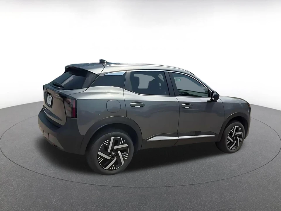 2026 Nissan Kicks - Image 16 of 31