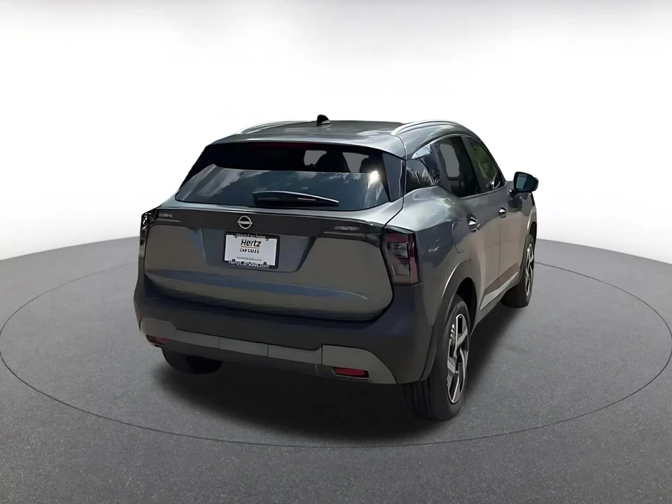 2026 Nissan Kicks - Image 17 of 31