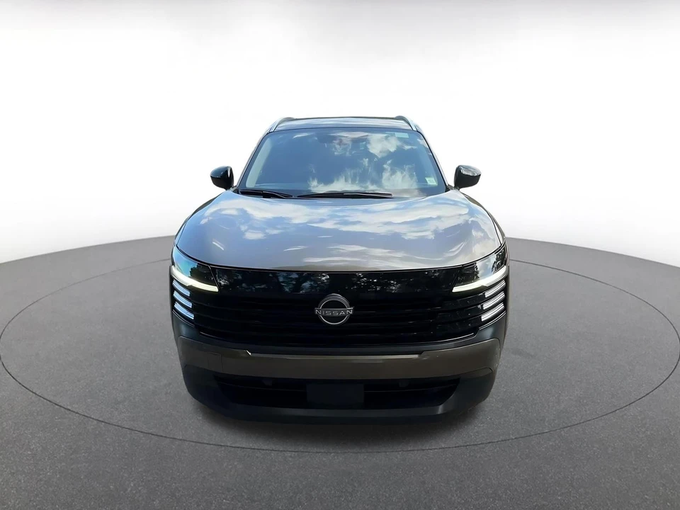 2026 Nissan Kicks - Image 4 of 31
