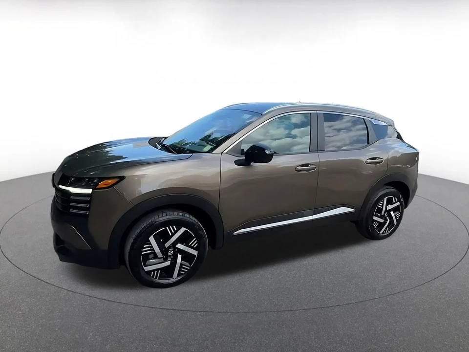 2026 Nissan Kicks - Image 8 of 31