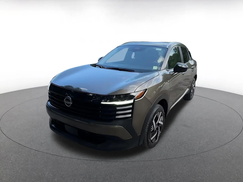 2026 Nissan Kicks - Image 7 of 31