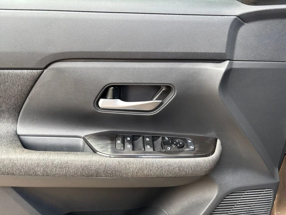 2026 Nissan Kicks - Image 20 of 31
