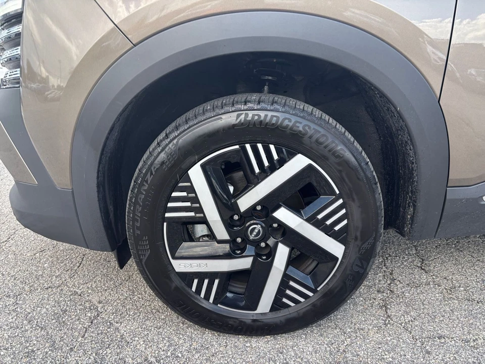 2026 Nissan Kicks - Image 30 of 31