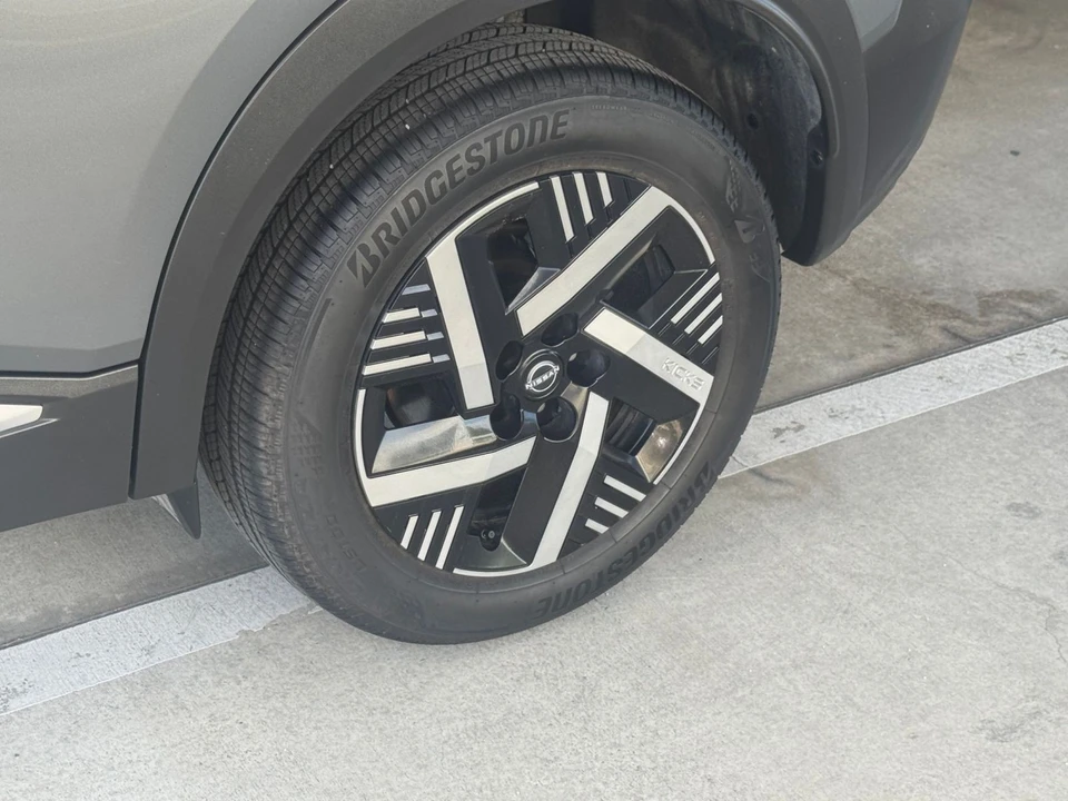 2026 Nissan Kicks - Image 30 of 31