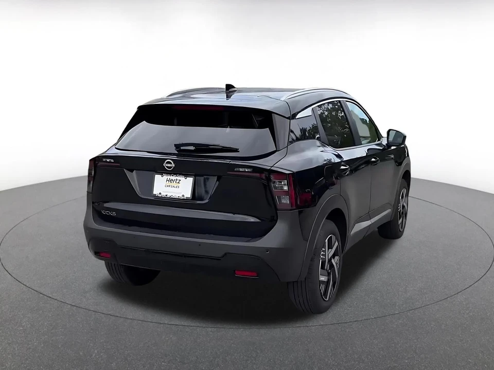 2026 Nissan Kicks - Image 14 of 31