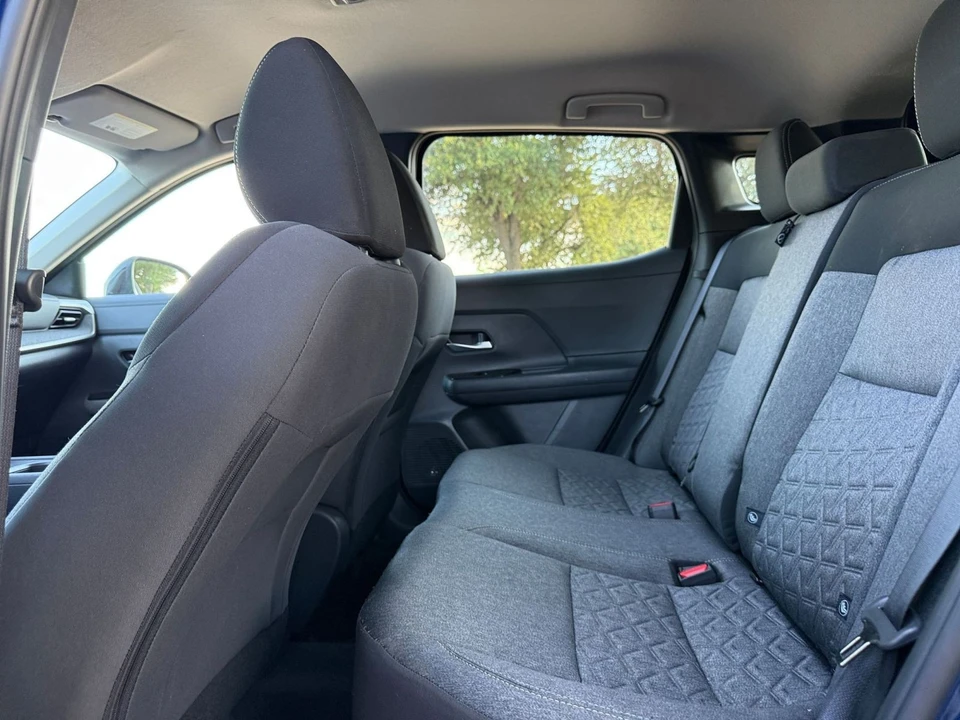 2026 Nissan Kicks - Image 27 of 31