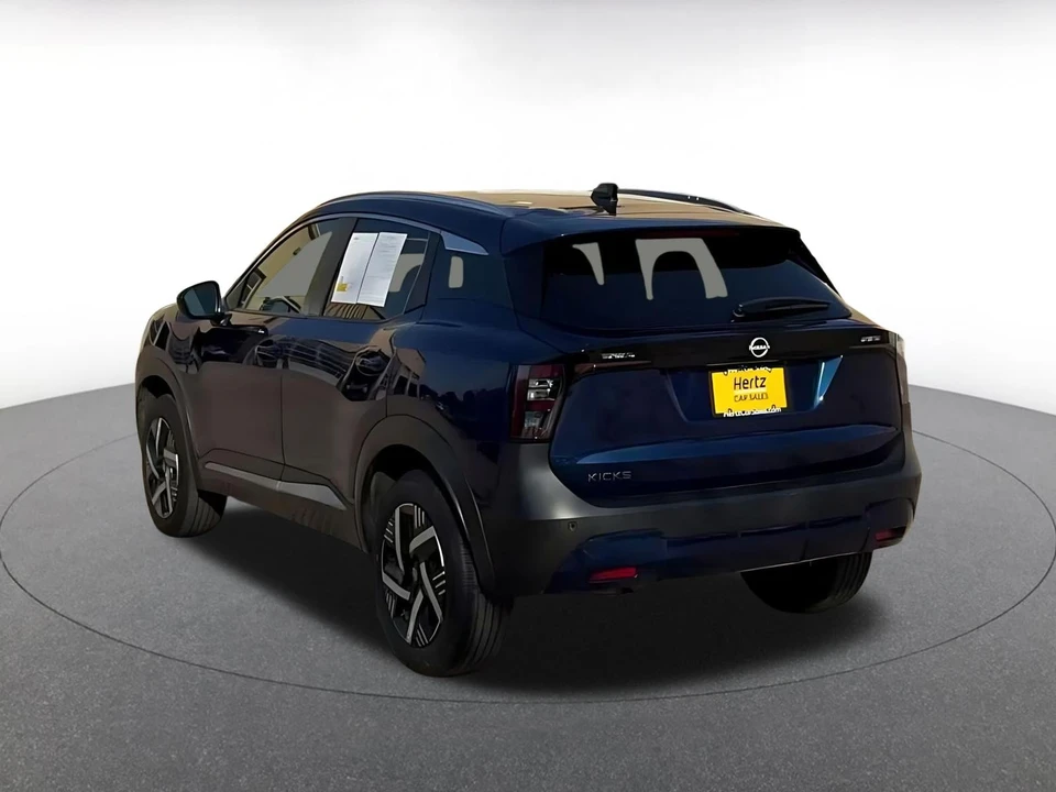 2026 Nissan Kicks - Image 12 of 31